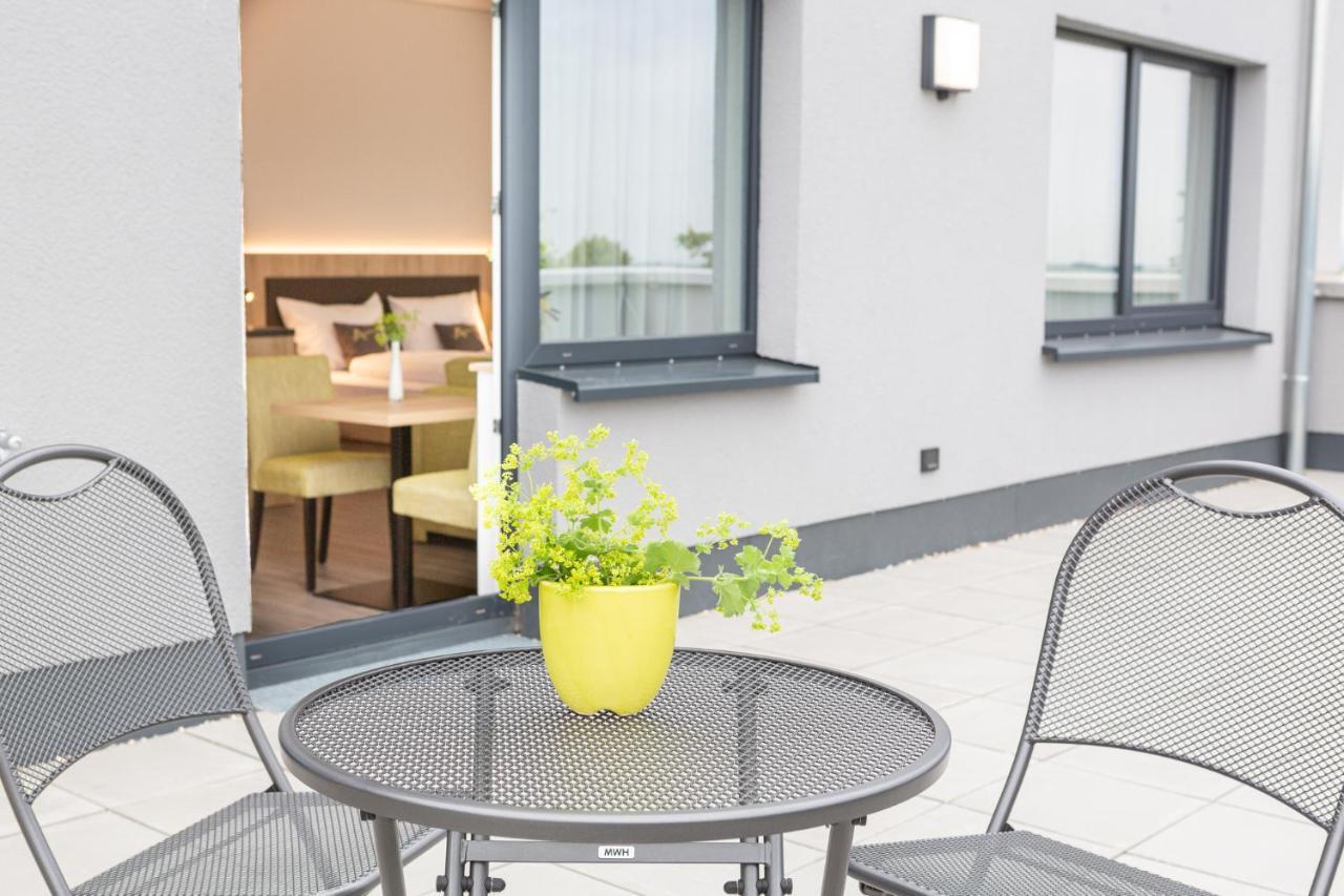 Aparthotel Am Pfaffenstein Klein-Winternheim Экстерьер фото